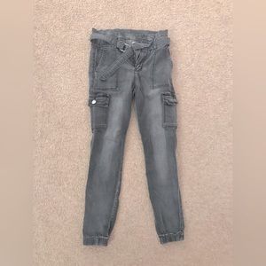 Washed out gray V.I.P cargo jegging